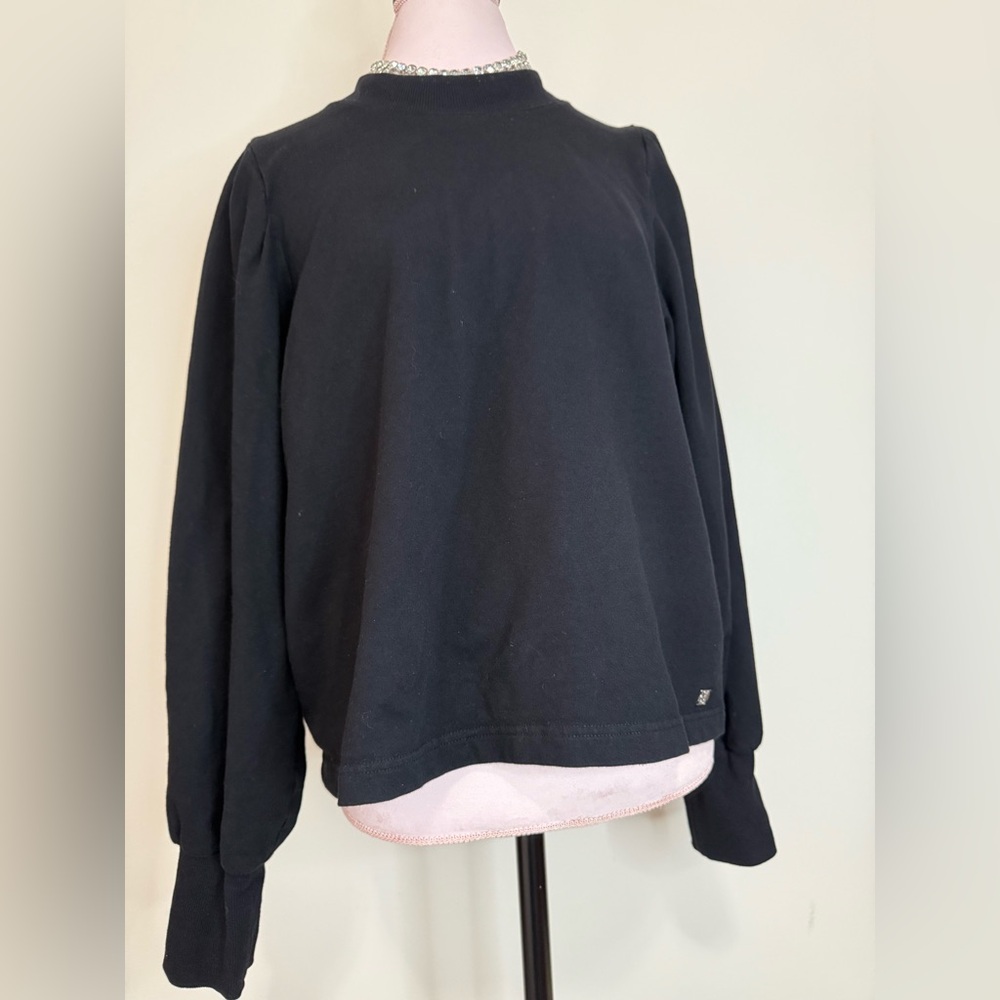 Calvin Klein Black Long Sleeve puff shoulder Sweatshirt in size large